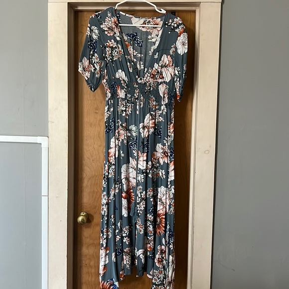 Dresses & Skirts - Dress